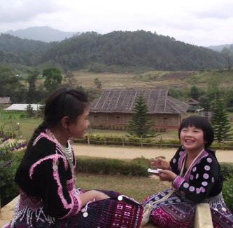 Huai Makhuea Som House | Budget-Friendly Mong Homestay Resort with Breakfast Included