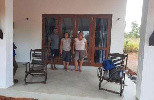 Nochchiyagama House | Cozy Moni Farm House Wilpattu - Rated 9/10 with Family Amenities