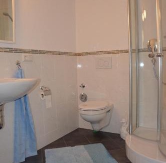 Bad Bertrich Apartment | Family-Friendly Escape at Moni's Ferienwohnung - Rated 9.2