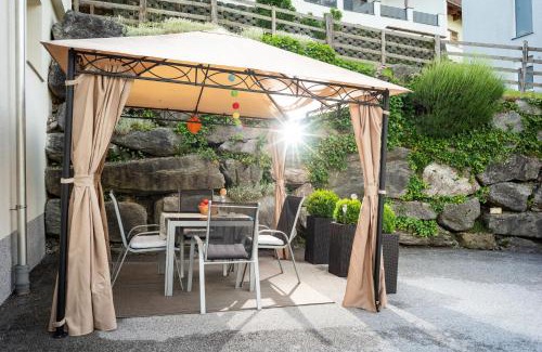 Ramsau im Zillertal Apartment | Monis Apartment: 4-Star Family Retreat with Kitchen Amenities