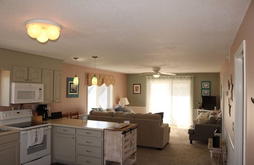 Ocean Isle Beach Condo | Oceanfront Bliss: Monkey Sea, Monkey Dune with Views