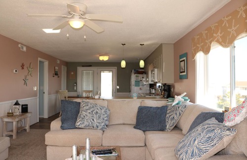 Ocean Isle Beach Condo | Oceanfront Bliss: Monkey Sea, Monkey Dune with Views