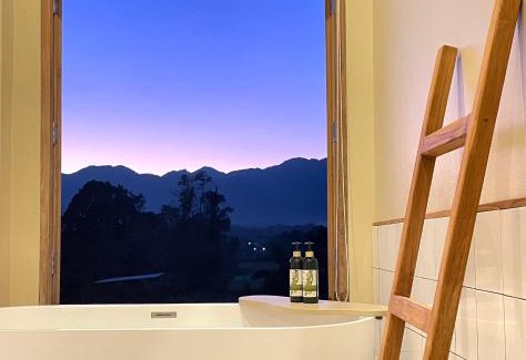 Pai Resort | Family-Friendly Monko Villa with Hot Tub & 9.3/10 Rating