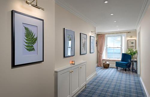 Ballyvaughan House | Elegant Monks Ballyvaughan: Family-Friendly with Breakfast