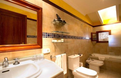 Campanet Hotel | Relax at Monnaber Nou Finca Hotel & Spa with Ocean Views