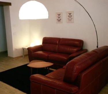 Castiglione di Garfagnana Apartment | Experience Comfort at Monnalisa - 4-Star with Pool & Pets