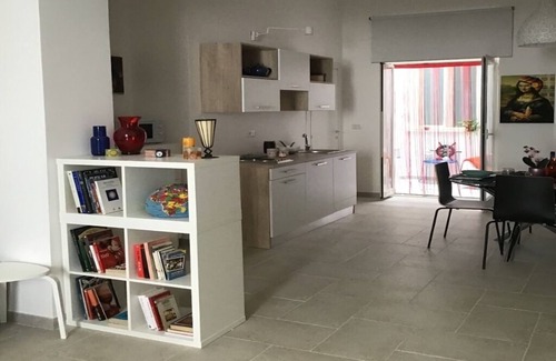 Brindisi House | Discover Monnalisa Suite: Family-Friendly Retreat in Brindisi