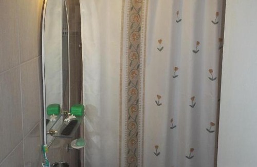 Miramar Apartment | Cozy Mono Ambiente Miramar: Pet and Child Friendly Stay