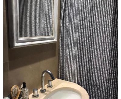 San Nicolas de los Arroyos Apartment | Bright Central Studio with Parking for Family Getaways