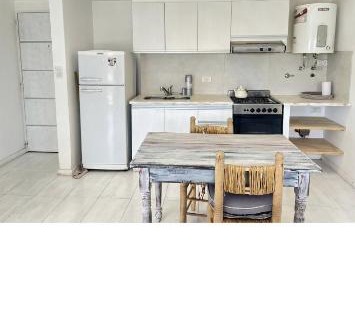 San Nicolas de los Arroyos Apartment | Bright Central Studio with Parking for Family Getaways