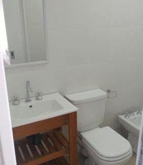 Gualeguaychu Apartment | Central Monoambiente: Highly Rated and Family-Friendly Stay