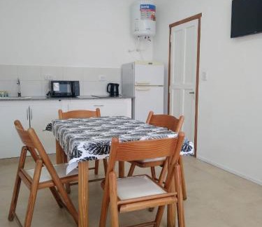 Gualeguaychu Apartment | Central Monoambiente: Highly Rated and Family-Friendly Stay