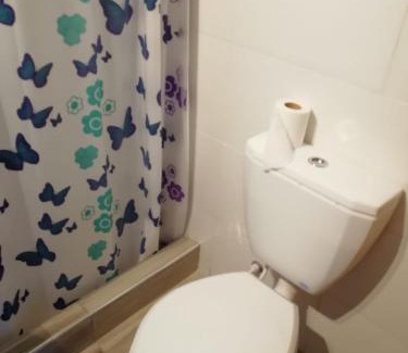 Valeria del Mar Apartment | Cozy Monoambiente for 4 with Child-Friendly Amenities
