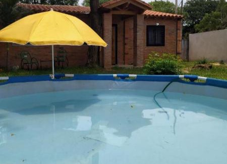 Luque Hotel | Charming Monoambiente en Posada with Pool & Kid-Friendly Fun