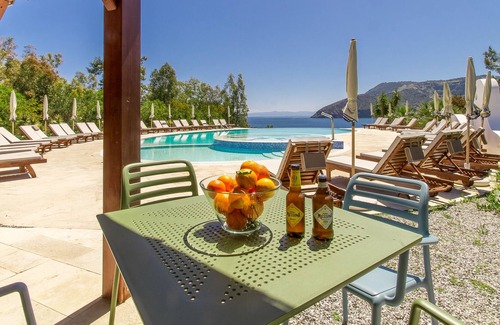 Vulcanello Apartment | Monolocale 4 Vulcano on Sea Shore, Lipari, Italy