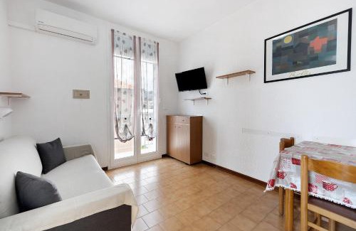 Pietra Ligure Apartment | Pet-Friendly Monolocale 9: Perfect for Families and Getaways