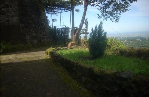 Rocca di Papa Apartment | Quaint Studio Inside the Historic Castello De Farro