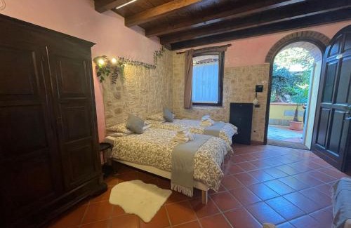 Abbadesse Apartment | Pet-Friendly Apartments with Ocean Views in Italy