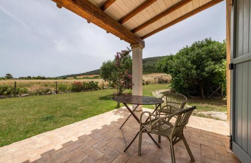 Sant'Anna Arresi Apartment | Cozy Monolocale - Le Vigne: Family-Friendly Getaway