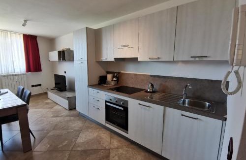 Folgarida Apartment | Monolocale nuovo sulla pista da sci in montagna