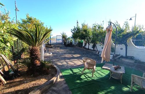 Gianola Apartment | Seafront Monolocale Tirreno: Ocean View & Private Beach