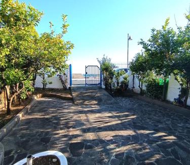 Gianola Apartment | Seafront Monolocale Tirreno: Ocean View & Private Beach
