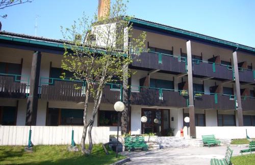 Palu Apartment | Pet-Friendly Retreat at Monolocali Alberti - Nardis