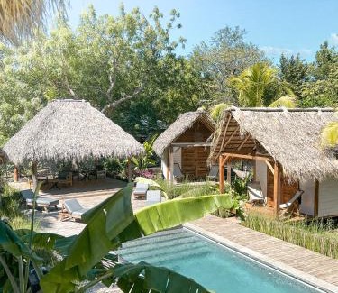 Jiquelite Hotel | Top-Rated Monoloko Lodge Popoyo with Ocean View & Pool