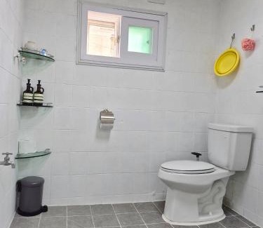 Seongdong-gu Apartment | Monoplan House Seongsu Lofty Stay