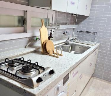 Seongdong-gu Apartment | Monoplan House Seongsu Sunny Stay
