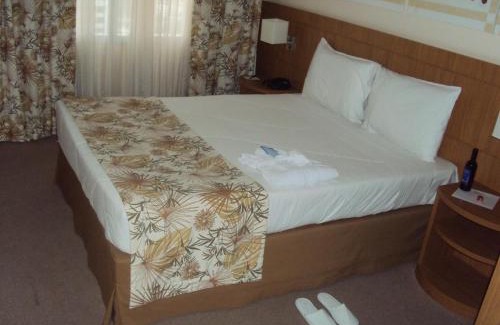 Sao Jose dos Campos Hotel | Quality Stay at Monreale Plus São José dos Campos