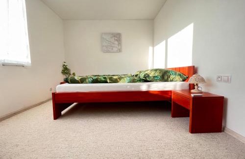 Kolin 2 Apartment | Pet-Friendly Oceanfront Retreat at Apartmán Monstera II