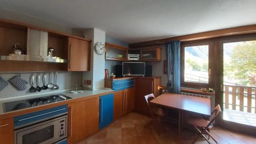 Dailley Apartment | Inviting Mont Blanc Apartment Morgex with Hot Tub Amenities