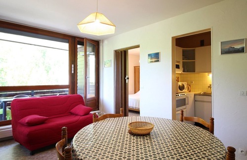 Mont-Dore Apartment | Cozy Apartment Le Mont-Dore: Ideal for 4 Guests