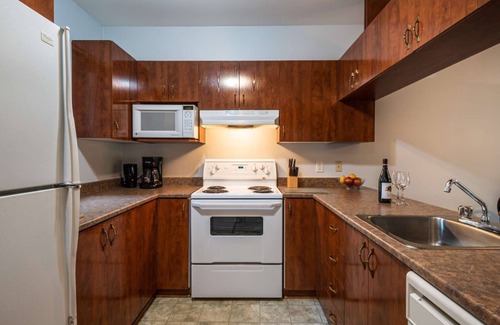 Mont-Tremblant Condo | Discover Aiglon at Mont-Tremblant: Pool & Breakfast Included