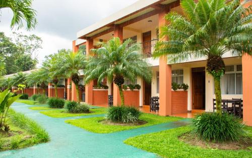 Arenal Hot Springs Hotel | Experience Montaña de Fuego: All-Inclusive 4-Star Comfort