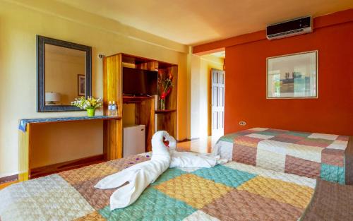 Arenal Hot Springs Hotel | Experience Montaña de Fuego: All-Inclusive 4-Star Comfort