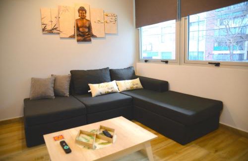 Nunez Apartment | Modern Flat Montañeses 2830: Rated 9.4 with Pool & Breakfast