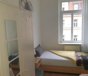 Wurzen Apartment | Pet-Friendly Montage with Breakfast & Child-Friendly Amenities