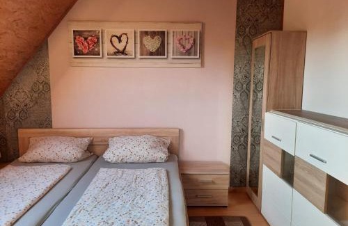 Schortens Apartment | Cozy Garden Apartment with Hot Tub and Pet-Friendly Amenities