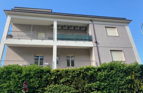 Nocera Inferiore House | Pet-Friendly Montalbino House: Rooms & Apartments Await!