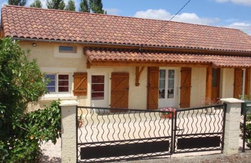 Bars House | Family-Friendly Retreat at Montalivet Beach