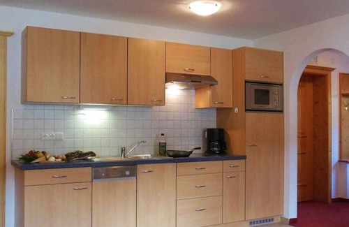 Melago Apartment | Idyllic Montana Apartments with Panoramic Views for Families