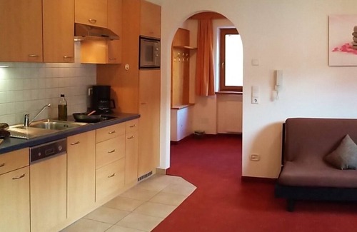 Melago Apartment | Idyllic Montana Apartments with Panoramic Views for Families