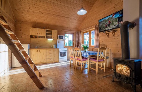 Bobrovec House | Montana Bobrovec: Guest Rated 9.1, Pet & Child Friendly