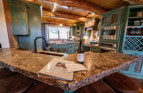 Libby House | Serene Montana Haven - Perfect Family Retreat with Hot Tub