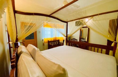 Anuradhapura House | Cozy Montana Rest: Family-Friendly Stay with Breakfast