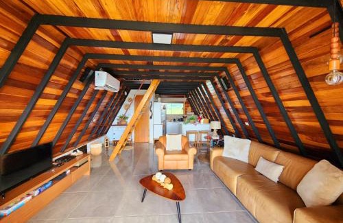 Bueno Brandao House | Discover Montanha Encantada: Family & Pet-Friendly Retreat