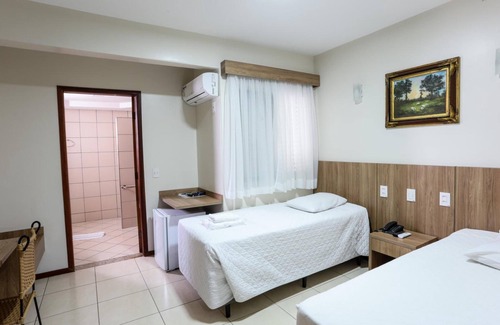 Centro Hotel | Discover Montblanc Hotel: Family-Friendly with Spa Access