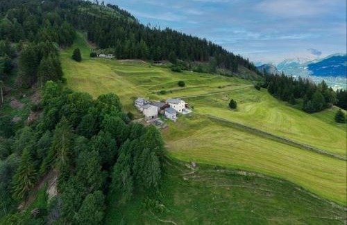 Poschiavo House | Discover Monte Campell Dasura: Pet-Friendly Family Retreat